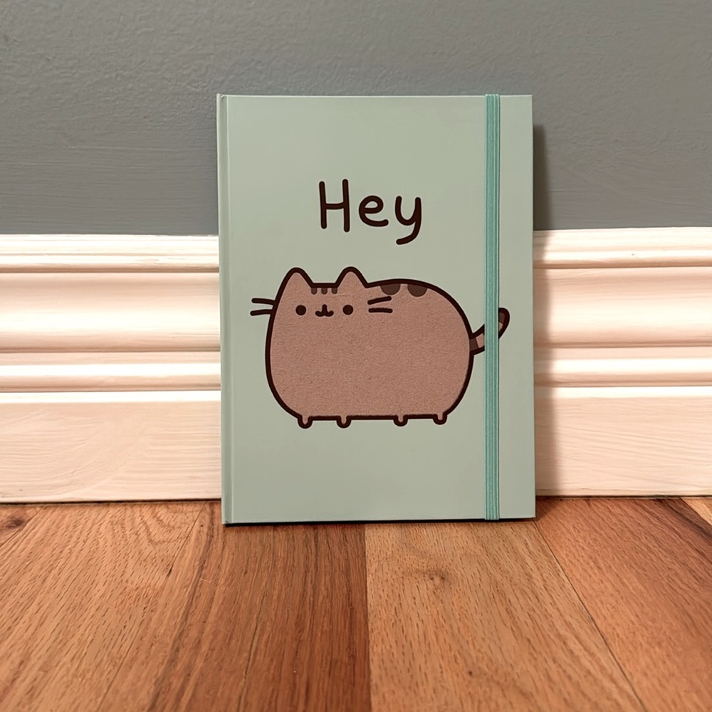 Pusheen “Hey” notebook!!